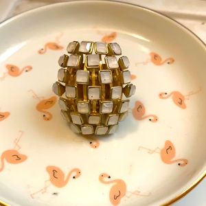 Accent ring. In pretty good condition